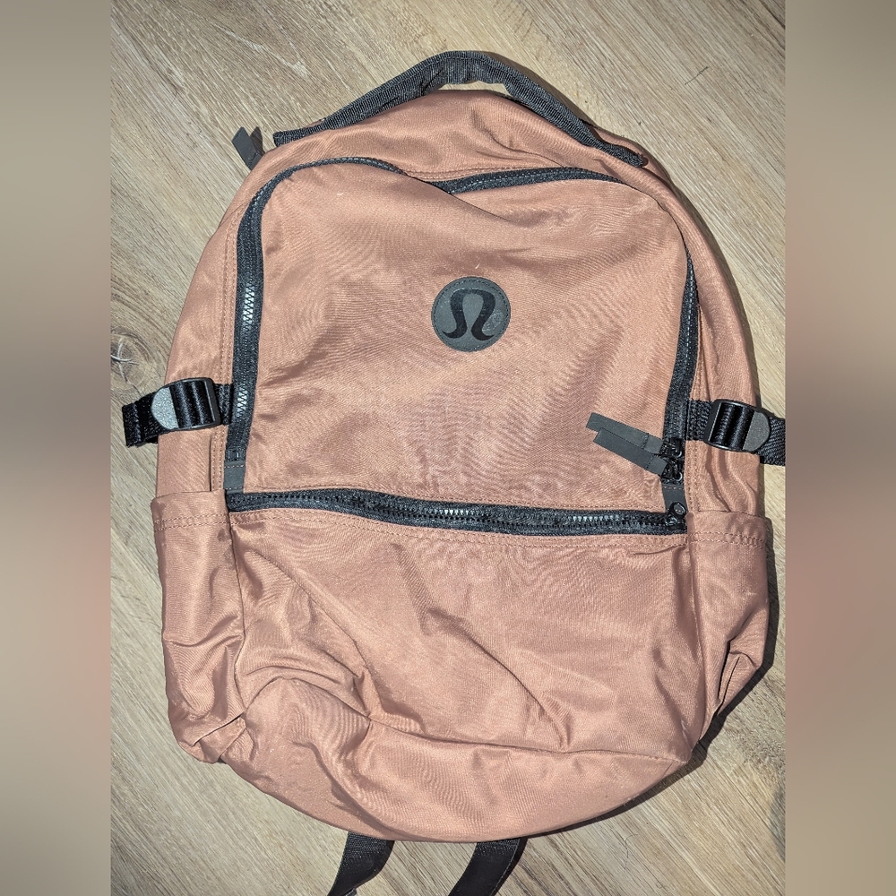 Lululemon New Crew Backpack Ancient Copper - Picture 3 of 5